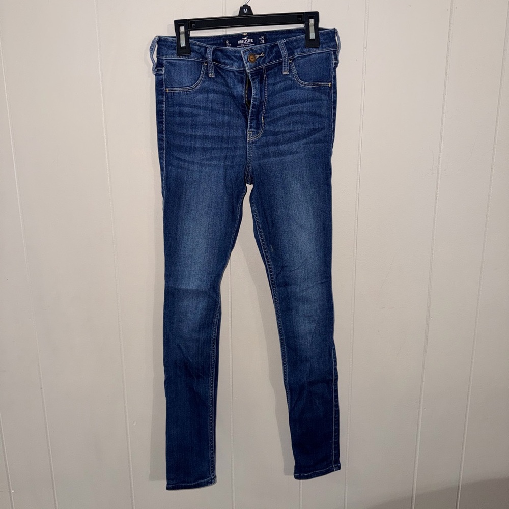 Hollister Women's Dark Blue Skinny Jeans